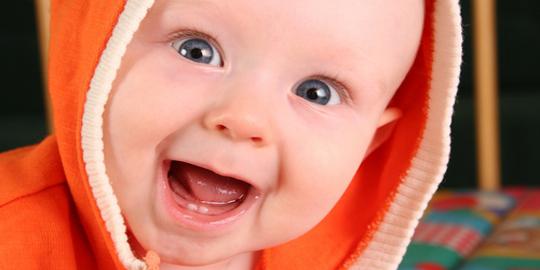 Czy potrzebujesz żelu na dziąsła, gdy zęby ząbkują u niemowląt?
